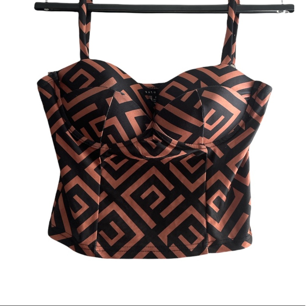 NWT Crop top with built in bra